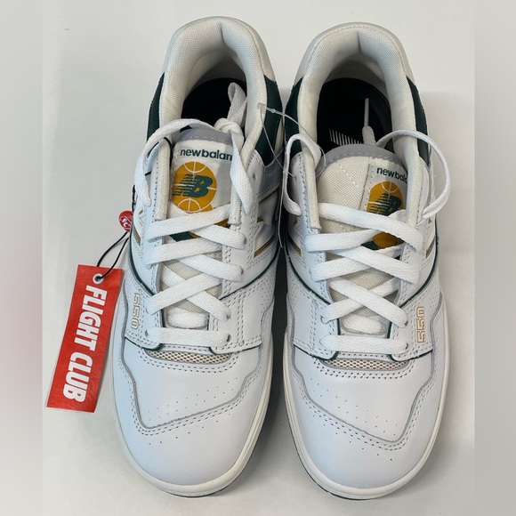 New Balance 550 NWT, white/gold/ night watch green Men’s Size 5, Women’s Size 6. - Picture 3 of 6
